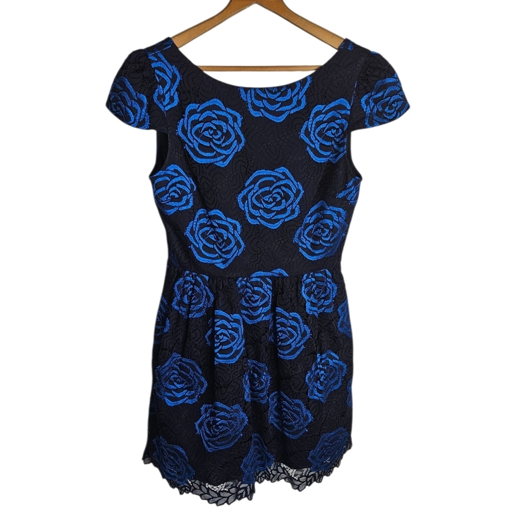 Alice+Olivia Elegant Blue Floral Lace Overlay Cocktail Dress, Size 2
